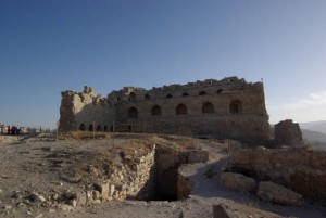 قلعة الكرك 1 300x201 صور و معلومات عن قلعة الكرك في الاردن CASTLE OF KERAK